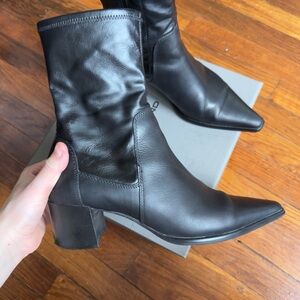 Vagabond Women's Black Leather Pointed-Toe Mid-Heel Boots